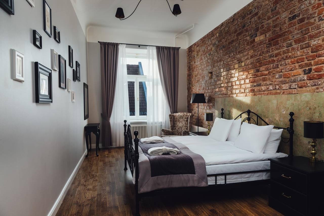 Sherlock Art Hotel Ρίγα Εξωτερικό φωτογραφία